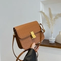 Fashionable brown crocodile pattern PU leather shoulder bag with vintage gold metal lock - Brown