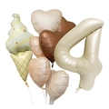 Dettaglio di palloncini per festa panna e cioccolato con numero 4 e forme di cuore - Set Gelato 4 (Numero 4)