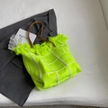 Sac cabas tissé vert néon avec franges et lanières en cuir marron pour un look d'été - Vert Fluorescent