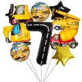 Dettaglio del palloncino numero 7 e set di veicoli da cantiere per il 7 compleanno - Stile Veicolo da Cantiere 7