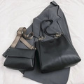 2-teiliges schwarzes Shopper-Set aus mattem Kunstleder mit geometrischem Schultergurt - Tote Bag Und Kleine Umhängetasche / Schwarz