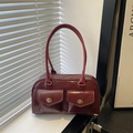 Borsa a mano vintage in pelle rosso scuro con doppie tasche e chiusure girevoli d'oro - Rosso