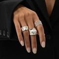 Dreiteiliges silbernes Liquid-Metal-Ring-Set mit Kunstperlen und geometrischen Texturen - 3-Teiliges Ring-Set Kombination (Silber-06879)