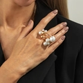 Chic cluster ring with white pearls and polished gold beads on a gold-plated band - Gold (00973)