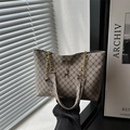 Vintage tote bag with retro monogram pattern, gold chain strap and deer pendant charm - Gray Monogram