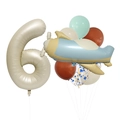 Détail du ballon chiffre 6 crème et avion bleu pour décoration d'anniversaire d'enfant - Ensemble Numéro 6