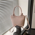 Rosafarbene Beuteltasche mit Cartoon-Prägung und Doppelriemen für Crossbody-Tragekomfort - Rosa