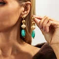Retro vintage hars oorbellen met gouden metalen kralen en turquoise druppelvormige bedels - Goud + Blauw Kralen Stijl (03829)