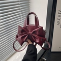 Elegant burgundy square shoulder bag with large bow and star studs decoration - Red