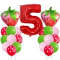 Kit de ballons fraise avec chiffre 5 rouge et ballons à pois sur fond blanc neutre - Décor Fraise 5