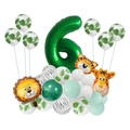 Détail du kit de fête jungle avec ballon chiffre 6 vert et animaux safari - Vert Jungle Numéro 6