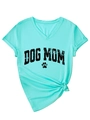 Dettaglio maglietta verde menta con scollo a V, stampa Dog Mom e orlo annodato trendy - S / Blu Acqua Profonda (Grafica Nera)