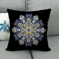 Vierkant zwart linnen sierkussen met meerkleurige mandala bloemenprint decoratie - Vintage Bloemen Stijl (13)