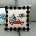 Dettaglio della federa natalizia in lino con camion rosso e bordi a quadretti bianchi - Camion Rosso Vintage E Merry Christmas
