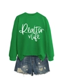Detail von grünem Realtor Life Sweatshirt kombiniert mit zerrissenen Jeansshorts auf weiß - S / Grasgrün (Weiße Schrift)