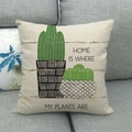 Linnen kussenhoes met cactusprint en tekst Home Is Where My Plants Are - Cactus met HOME IS WHERE MY PLANTS ARE (6)