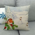 Détail de la housse de coussin en lin avec rouge-gorge aquarelle et bonhommes de neige - Rouge-gorge et Petits Bonshommes de Neige (16)