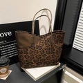 Bolso tote grande retro con estampado de leopardo y cuero marrón para el uso diario - Marrón