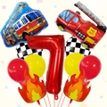 Dettaglio del set di palloncini a tema pompieri con camion e numero 7 rosso grande - Set Fiamma Vigili del Fuoco 7