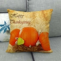 Détail de la housse de coussin Happy Thanksgiving avec trois citrouilles orange sur lin - 45x45cm / Joyeuse Action de Grâce Citrouilles (9)