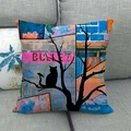 Gedetailleerde textuur van linnen kussensloop met katsilhouet en aquarel graffiti-kunst - 45x45cm / Roze Blauw Contrast Straatkat (3)