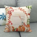 Detail van de Happy Thanksgiving linnen kussenhoes met egel en eekhoorn patronen - Bosdieren Happy Thanksgiving Stijl (4)