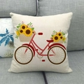 Federa per cuscino in lino con bicicletta rossa vintage e girasoli ad acquerello decoro - Bicicletta Rossa Girasoli (3)