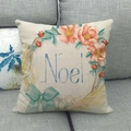 Vista detallada de funda de cojín de Navidad en lino con corona y letras Noel azules - Estilo de Letra Noel con Elementos Marinos (2)