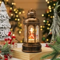 Nahaufnahme der antiken Weihnachts-Laterne mit Weihnachtsmann und wirbelndem Glitzer - Rucksack-Weihnachtsmann (Rotierend)