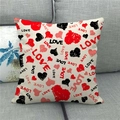 Linnen Valentijnsdag kussensloop met rode harten en decoratieve LOVE typografie - Beige LOVE Hart(3)