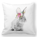 Détail du motif de lapin à l'aquarelle et de la couronne de fleurs sur la taie d'oreiller - Lapin Gris avec Fleurs (19)