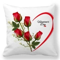 Valentijnsdag kussensloop met rode rozen en decoratieve hartmotieven van perzikhuid - Valentijnsdag Kunst Rozen (40)