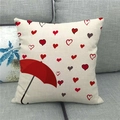 Federa in lino per San Valentino con ombrello rosso e cuori su divano grigio - Stile Ombrello Rosso Cuore