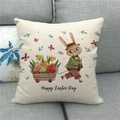 Detailtextur der Leinen-Osterkissenhülle mit Vintage-Hasen- und Eierillustration - Hase zieht Eierwagen (9) / 45x45cm