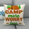 Detailstruktur des Happy Camper Leinen-Kissenbezugs mit Outdoor-Camping-Motiven - Camp More Worry Less (Stil 1)