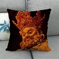 Linnen kussensloop met Shakyamuni Boeddha kunstprint op grijze bank decoratie - Bronzen Artistieke Godheid (3)