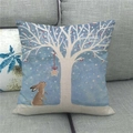 Detail eines Leinenkissenbezugs mit Winterhase und Schneebaum auf grauem Sofa - Stil 7 (Schneestern-Baum-Hase) / 45*45cm (Ohne Füllung)