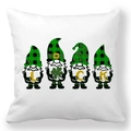 Dettaglio fodera per cuscino San Patrizio con gnomi portafortuna e scritta LUCK - Gnomi Spelling LUCK (Style-30)