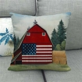 Nahaufnahme eines Leinen-Kissenbezugs mit rustikaler US-Flaggen-Scheune und Country-Motiv - Rote Scheune Landhausstil (3)