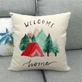 Detailansicht des Leinen-Kissenbezugs mit Aquarell-Campingmotiven und Bergen - Abstrakte Camping-Thema (2)