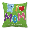 Detailaufnahme der Muttertags-Kissenhülle mit blauem Nilpferd und I Love Mom Text - Cartoon Blaues Nilpferd (5) / 45x45 cm