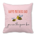 Dettaglio copricuscino per la Festa della Mamma con motivo ape regina e scritte decorative - Stile Cuore Ape Corona Base Rosa (29)