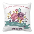 Kissenbezug zum Muttertag mit Blumenmustern und „Beloved Mom“-Text aus Pfirsichhaut - Weißer Hintergrund Blumenstil (3)