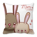 Kissenbezug aus Pfirsichhaut mit süßen Hasen und Mom in World Schriftzug - Cartoon Kaninchen Paar (24) / 45x45 cm