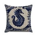 Housse de coussin hippocampe nautique avec coquillages et corail sur fond bleu marine - 45x45cm / Style Silhouette Hippocampe et Coquillage (20)