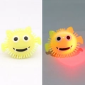 Bague monstre jaune lumineuse avec picots souples et lumière LED rouge pour enfants - Bague Lumineuse Halloween Jaune
