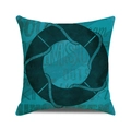 Detailansicht eines Kissenbezugs mit Rettungsring-Motiv, Seilstruktur und Vintage-Aufdruck - Cyan Lifebuoy Text Style
