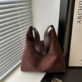 Bolso tote minimalista de ante marrón oscuro con asas de cuero de calidad - café