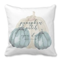 Detalle de estampado de calabazas en acuarela sobre funda de cojín cuadrada de tacto suave - Estilo Pumpkin Patch Open Daily (4)
