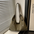 Borsa tote verde scuro con motivi floreali traforati al laser e design vintage - Verde